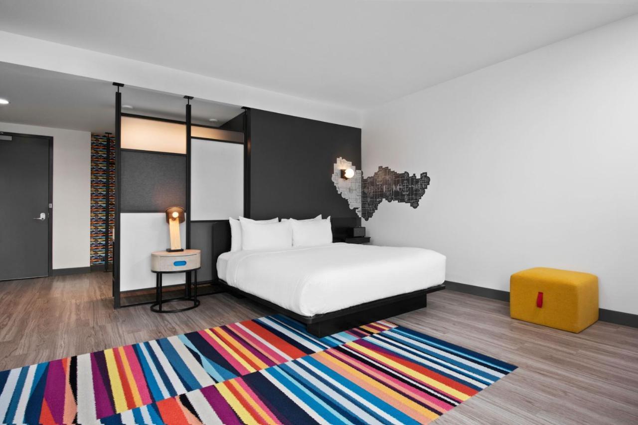 Aloft Kansas City Country Club Plaza Eksteriør billede